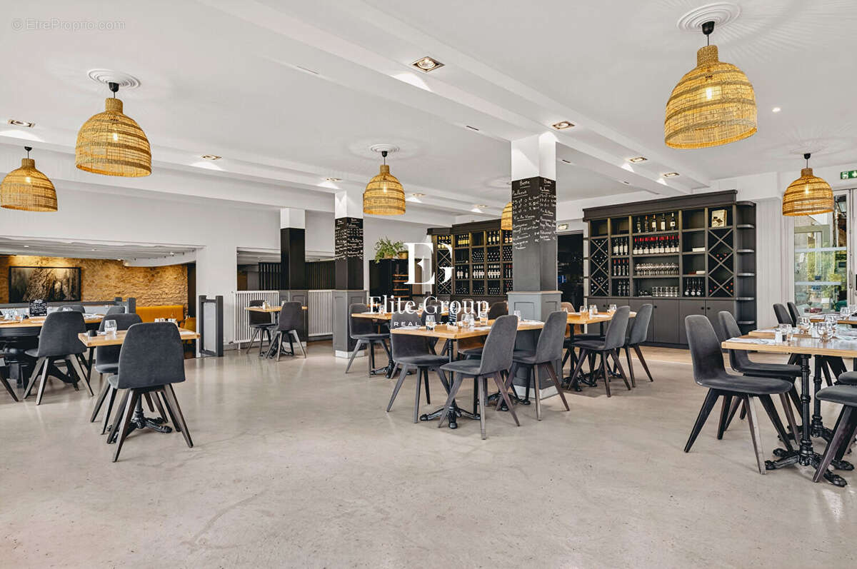 À VENDRE  Restaurant Fonds + murs à Montignac-Lascaux - photo 5