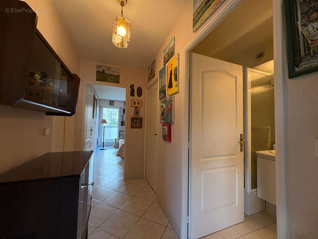 Appartement à ROSNY-SOUS-BOIS