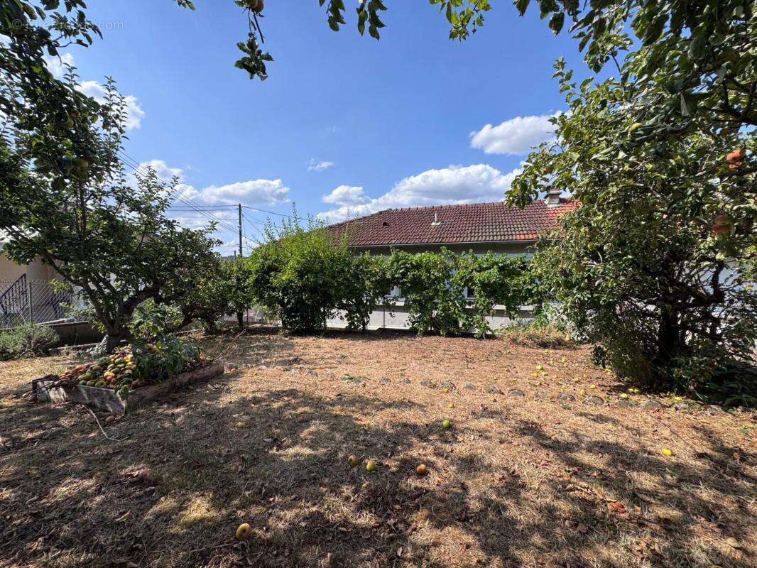 Maison 56 m² à Limoges  - photo 8