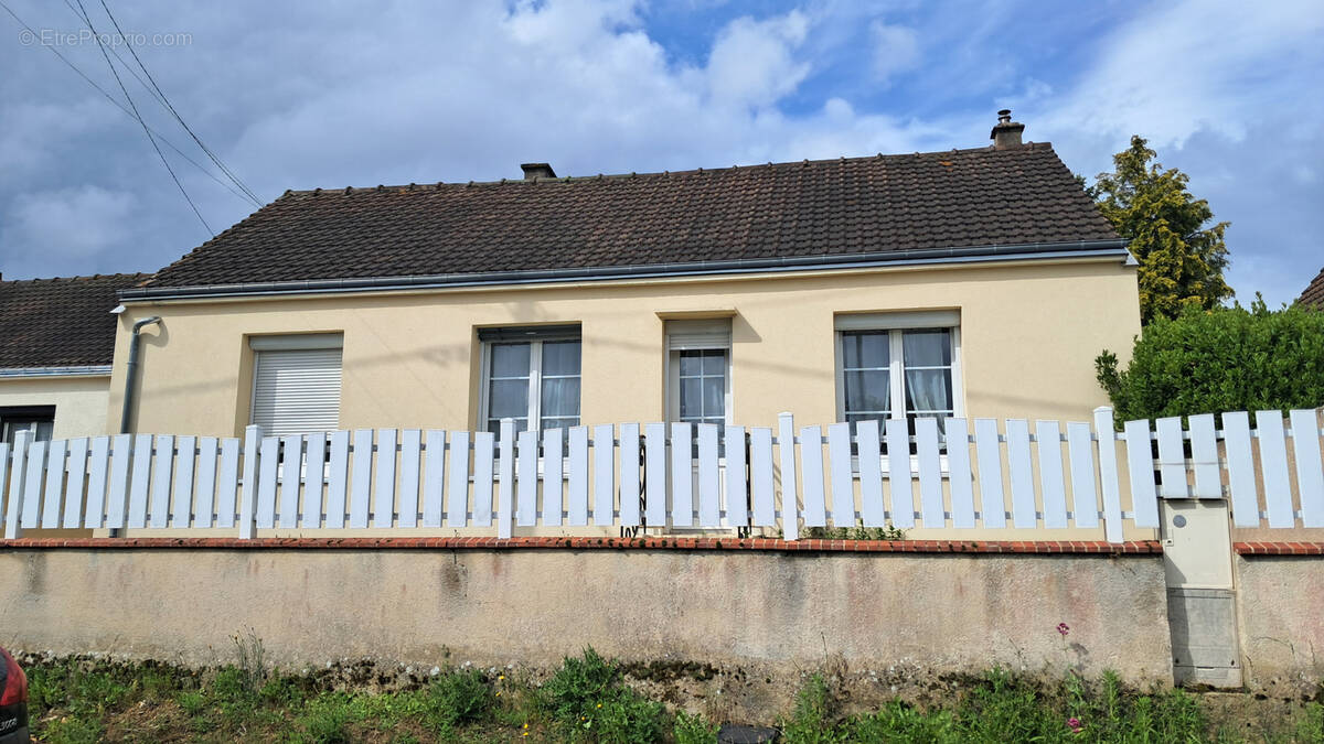 Maison à SENONCHES