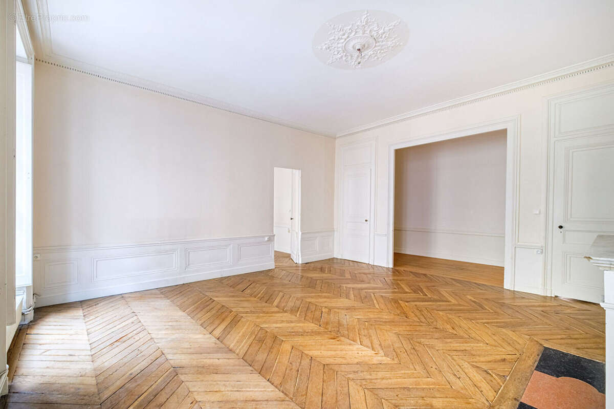 Vente appartement T4 - Ainay - photo 6