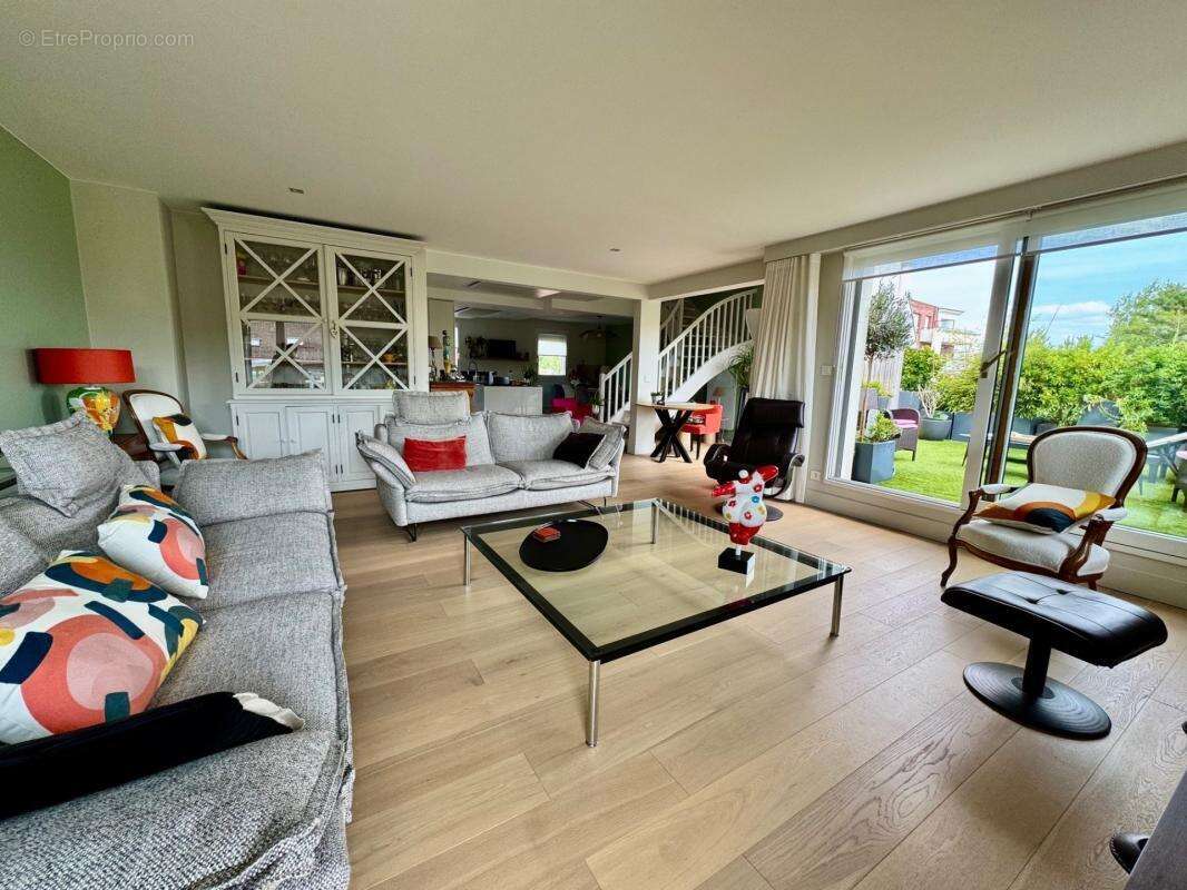 Appartement à CROIX