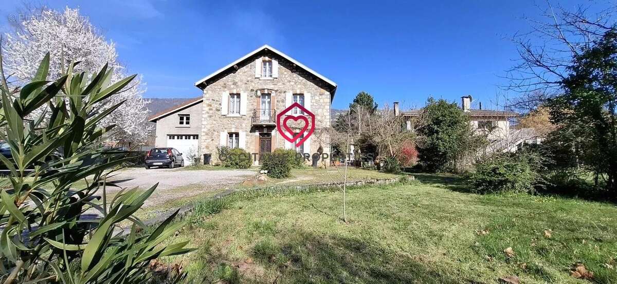 Maison à MONTGAILLARD