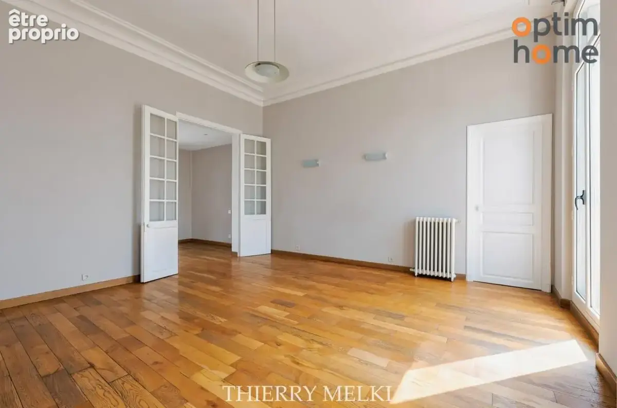 Appartement T3/4 98 m2 - Profession Libérale ou Résidence Principale - Carré d'Or Marseille 8ième - photo 4
