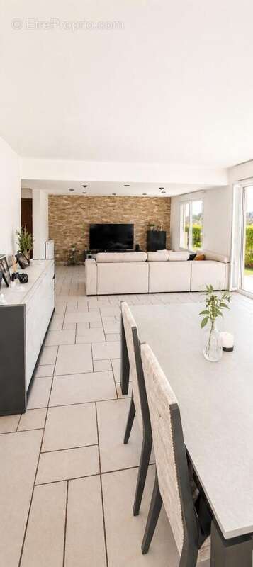 Maison 191 m² à Hoymille  - photo 2