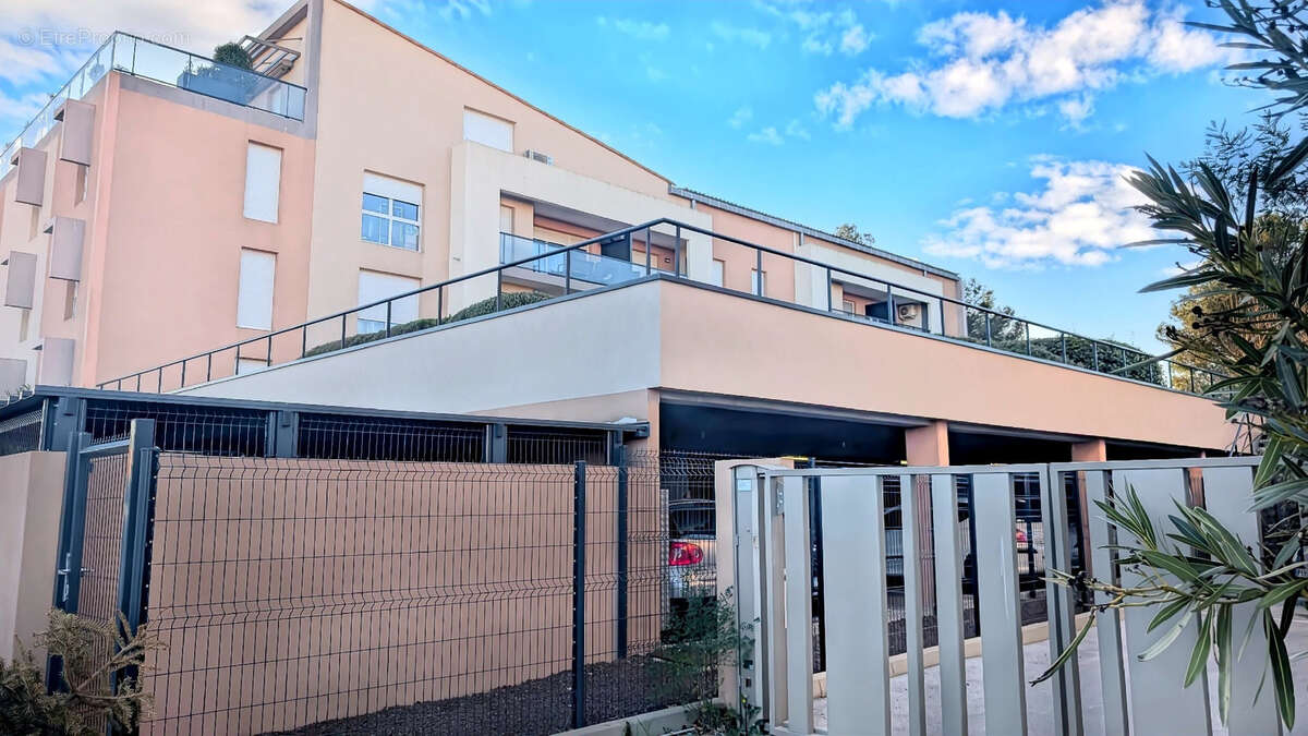 Appartement à FREJUS