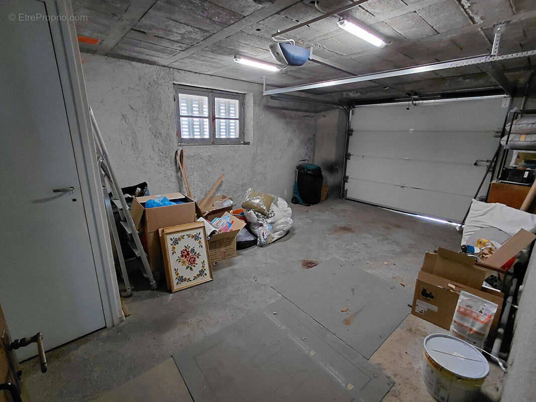 Maison Le Rouget Pers 8 pièce(s) 170 m2 - photo 9