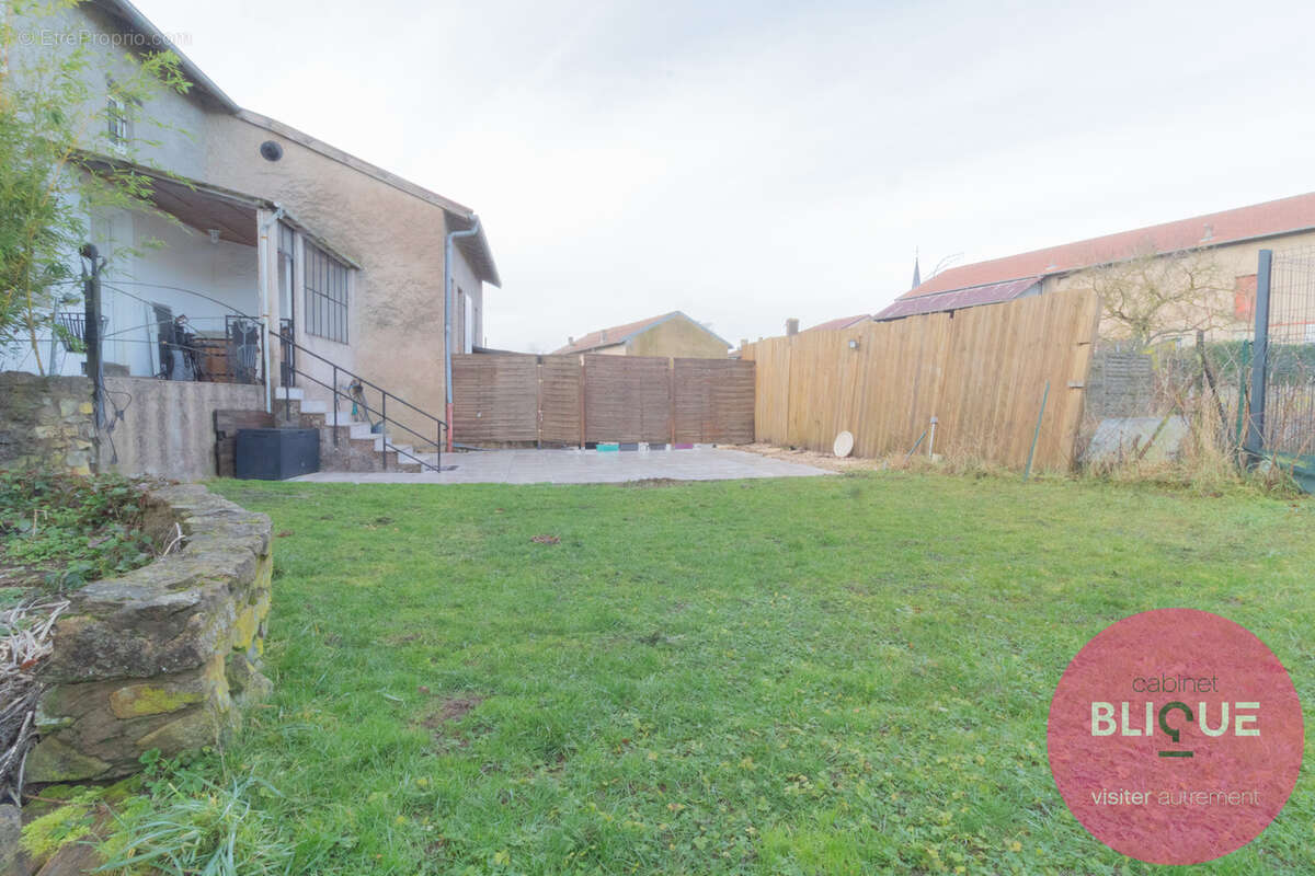 Maison à JALLAUCOURT