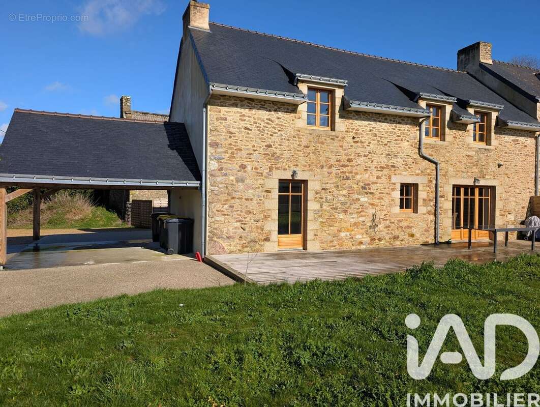 Photo 3 - Maison à LANDEVANT