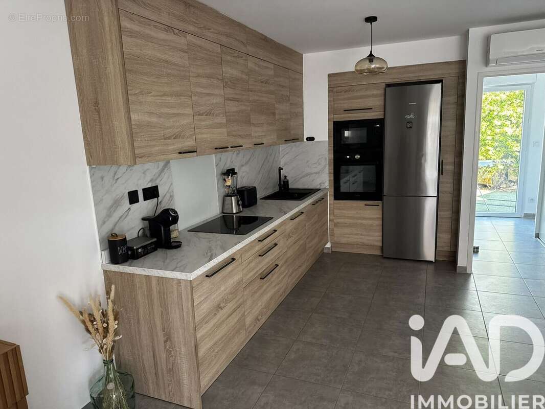 Photo 6 - Maison à LA FARE-LES-OLIVIERS