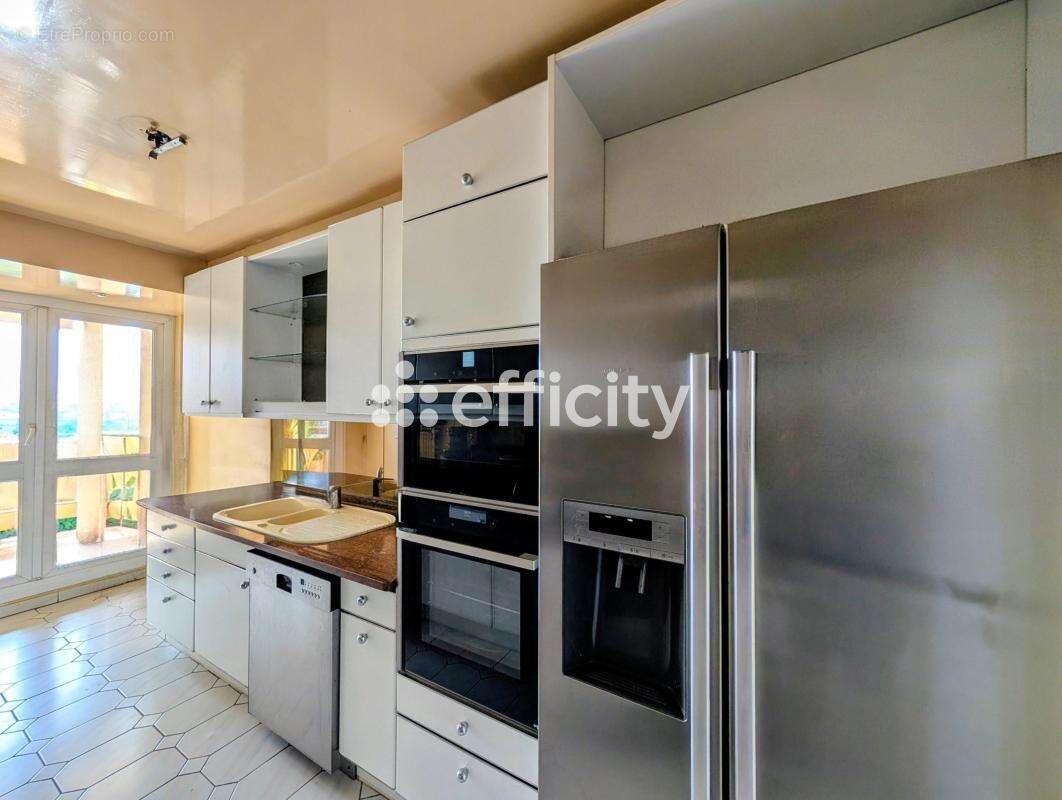 Appartement à ENGHIEN-LES-BAINS