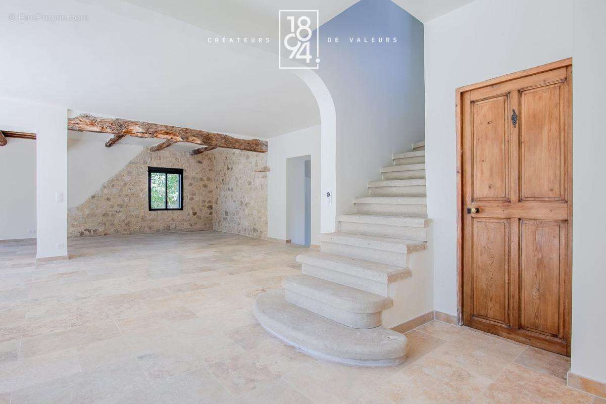 Bastide contemporaine avec dépendance jardin et piscine à Pernes les fontaines - photo 14