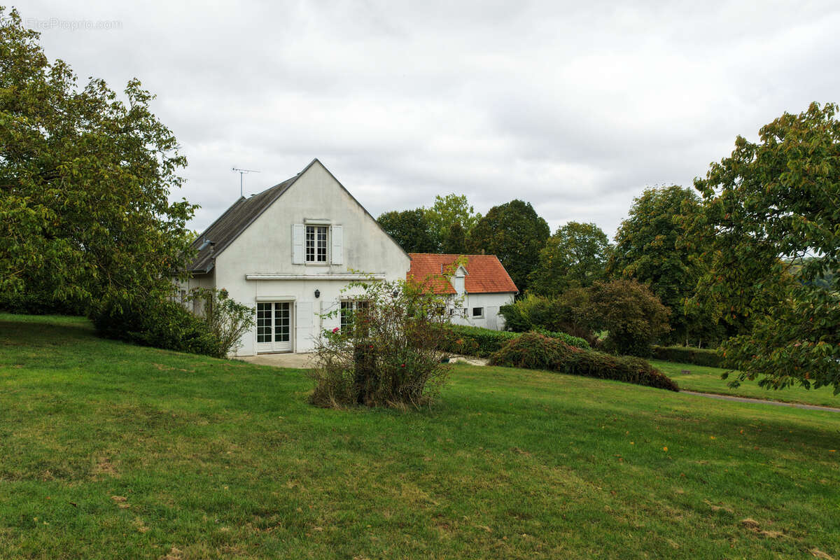 Maison à FERRIERES