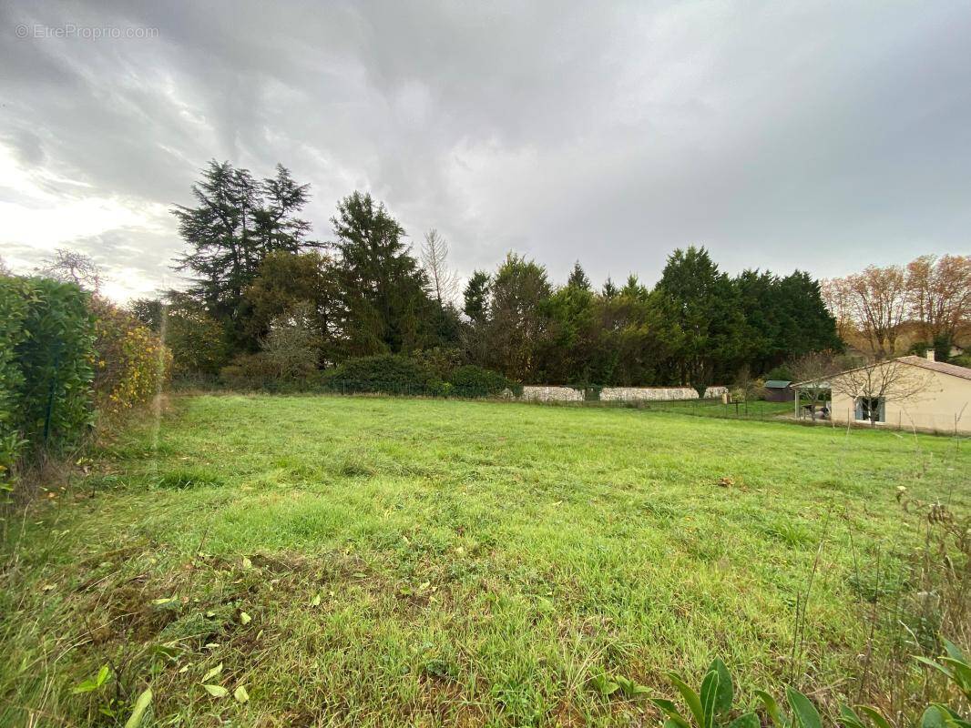 Terrain à LISLE