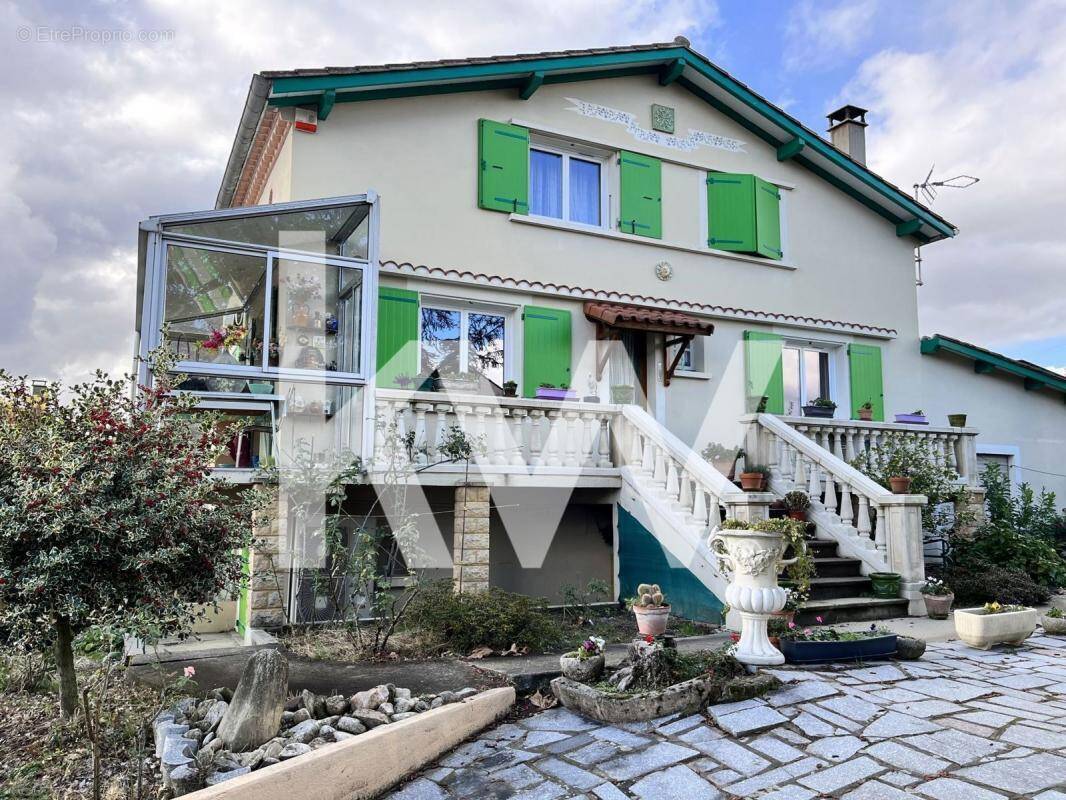 Maison à PAYRIN-AUGMONTEL