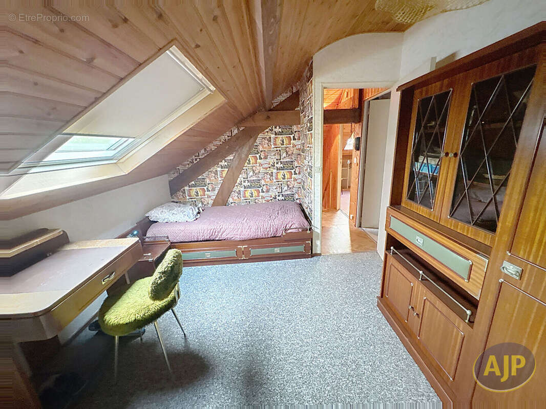 Maison à LE POULIGUEN