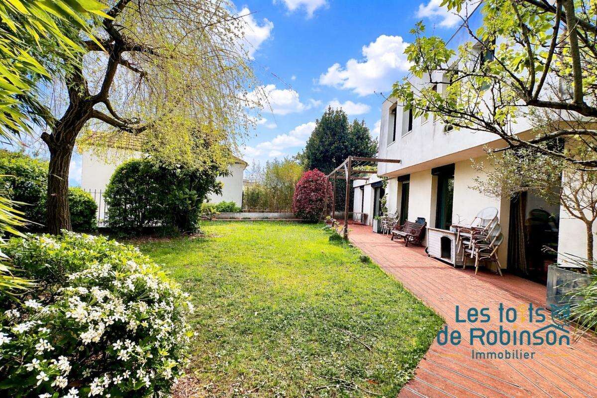 Maisons contemporaines avec Jardin - photo 11