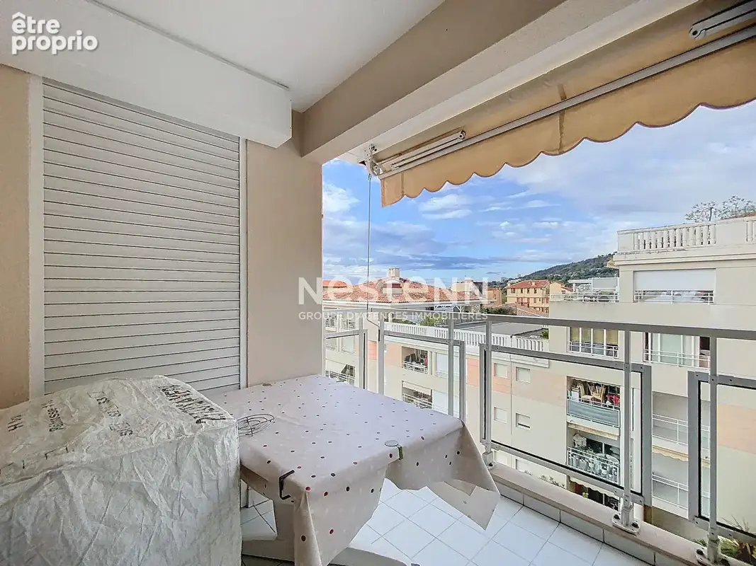 Golfe juan - studio 26m2 - terrasse - piscine- apercu mer - photo 2