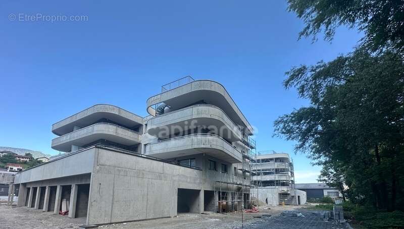 Appartement à VIVIERS-DU-LAC