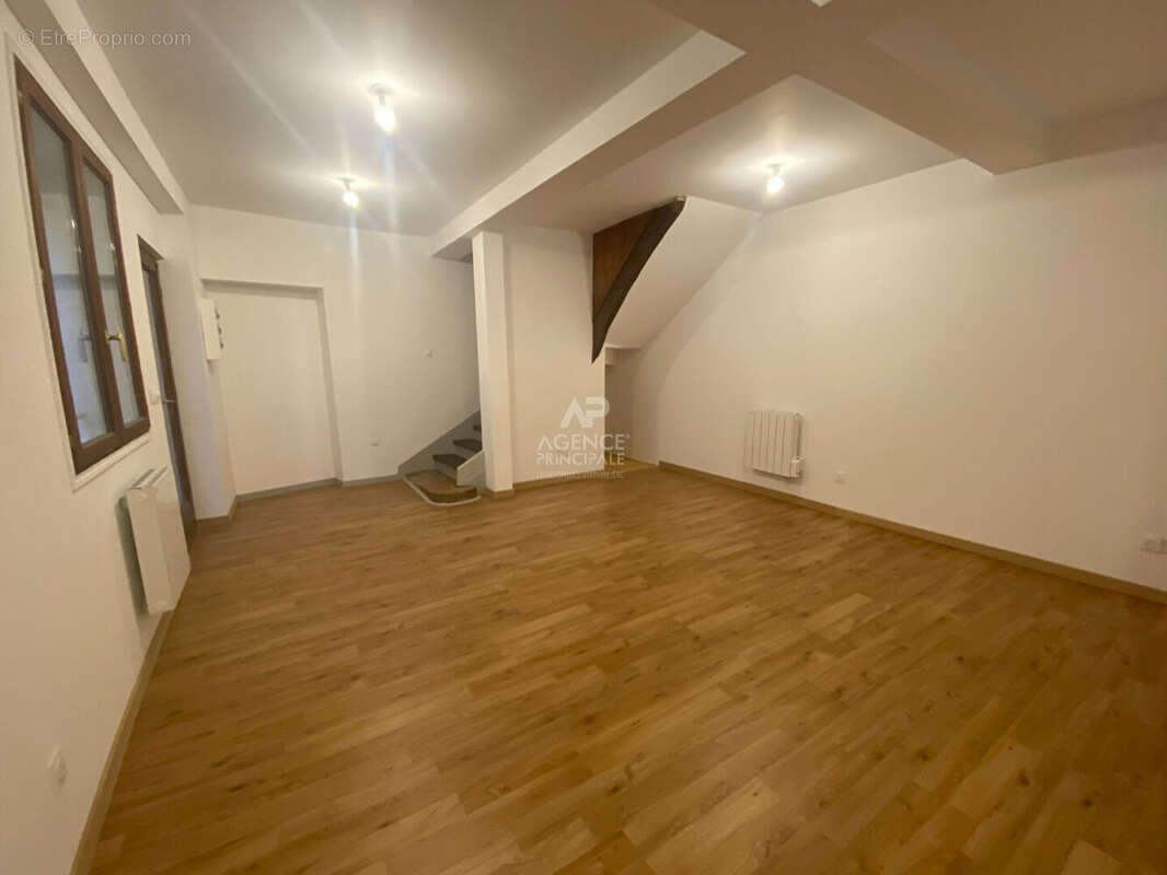 Commerce à PONTOISE