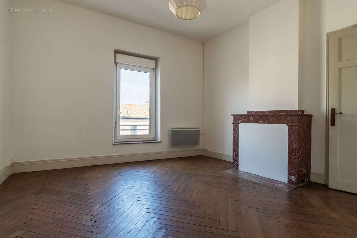 Appartement à CARCASSONNE