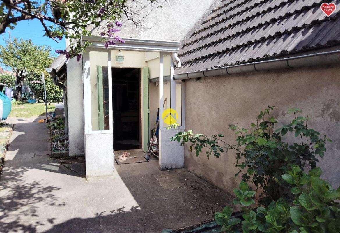 Maison à SAINT-AMAND-MONTROND