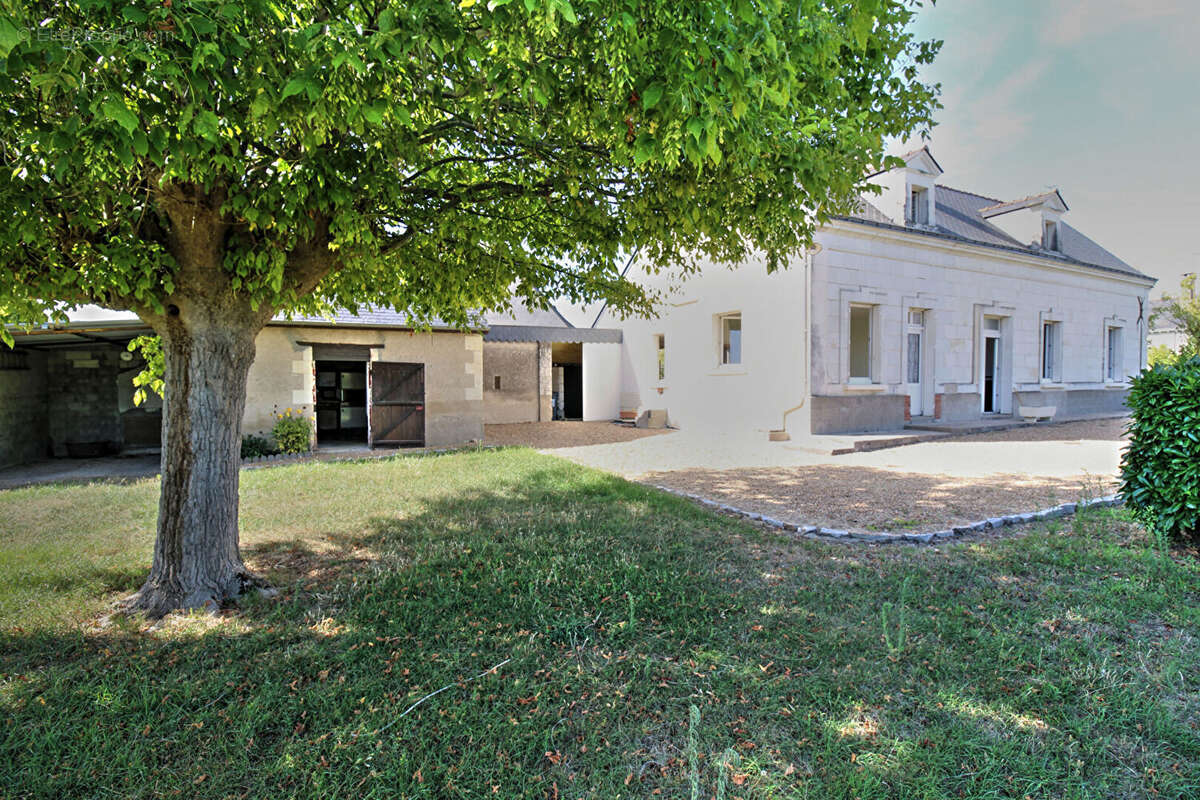Maison à MAZE