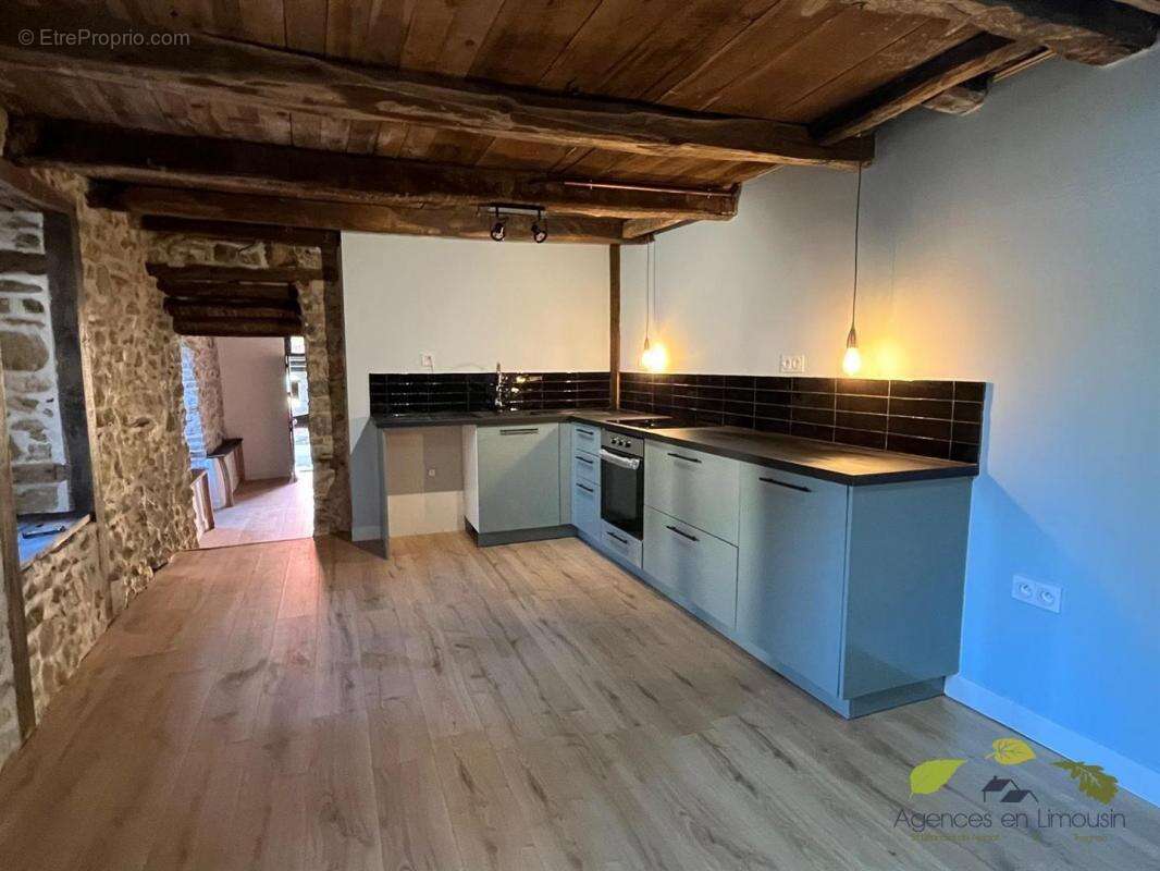 Maison à ROZIERS-SAINT-GEORGES