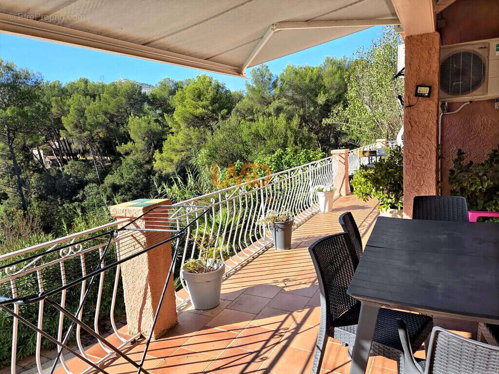 Maison à LA DESTROUSSE