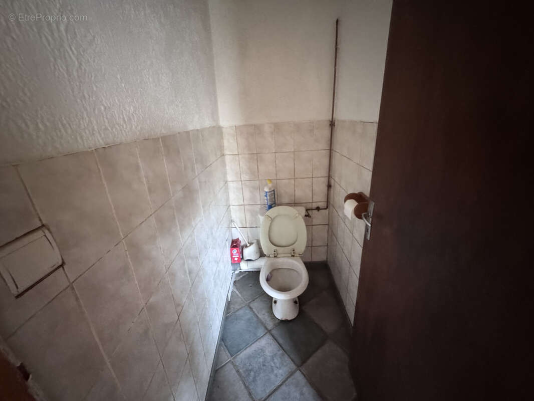 Maison à CONFLANS-SUR-LANTERNE