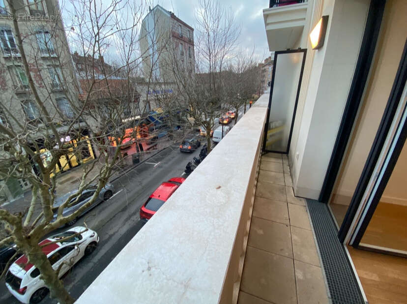 Appartement à SURESNES