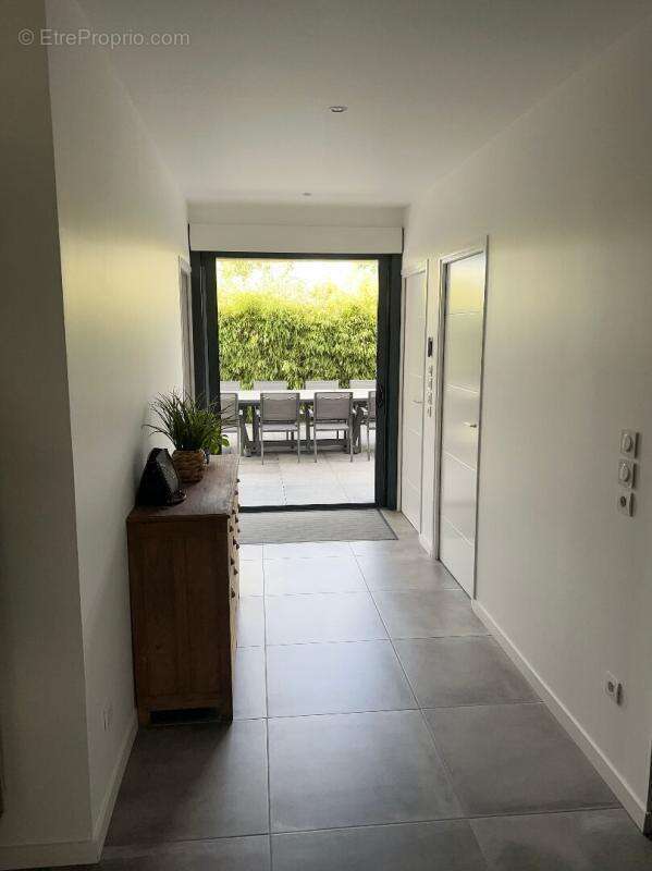 Maison Tours 10 pièce(s) 370 m2 - photo 9