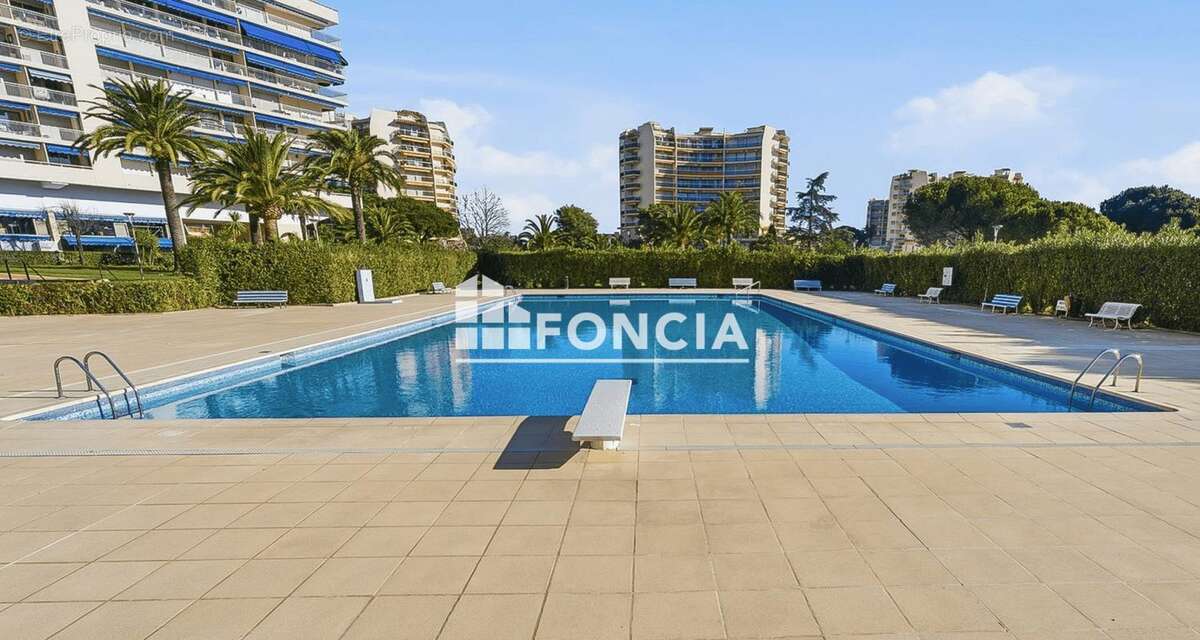Appartement à MANDELIEU-LA-NAPOULE