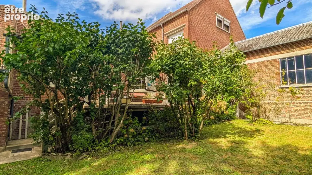 Maison de ville de 210 m², 1500 m² de jardin, grand garage - photo 22