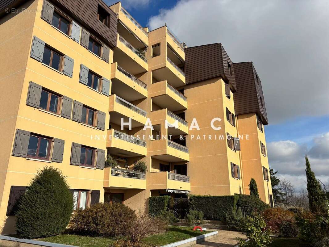 Appartement à SAINTE-FOY-LES-LYON