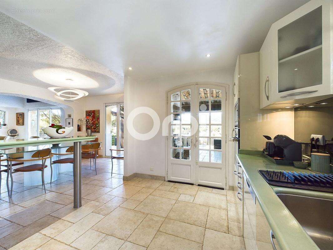 Domaine résidentiel recherché face au golf de barbossi - appartement indépendant amis 42 m2 terrain 1575 m2 avec piscine et plag - photo 16