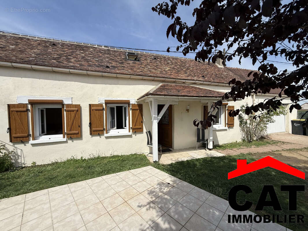 Maison 62 m² à Egreville  - photo 7