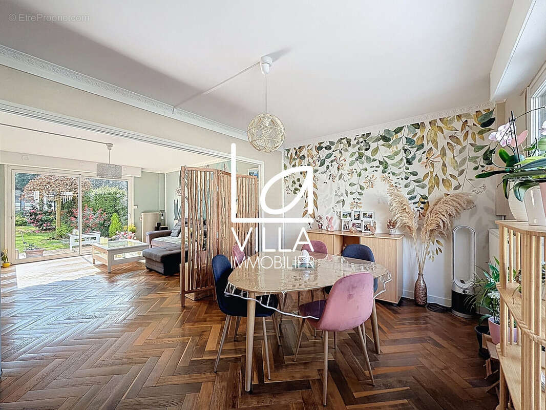 Maison à SAINT-MARTIN-BOULOGNE