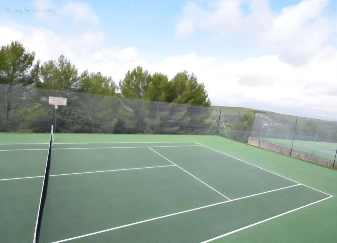 Appartement à MOUGINS