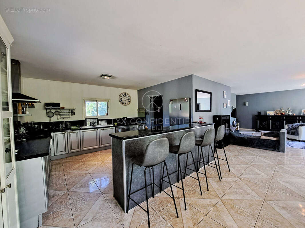 Maison à SAINT-REMY-DE-PROVENCE