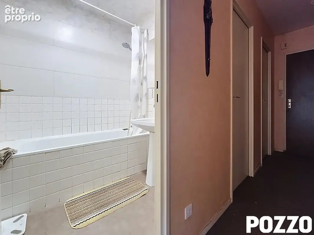 Appartement F2 avec balcon et garage à Équeurdreville - photo 6