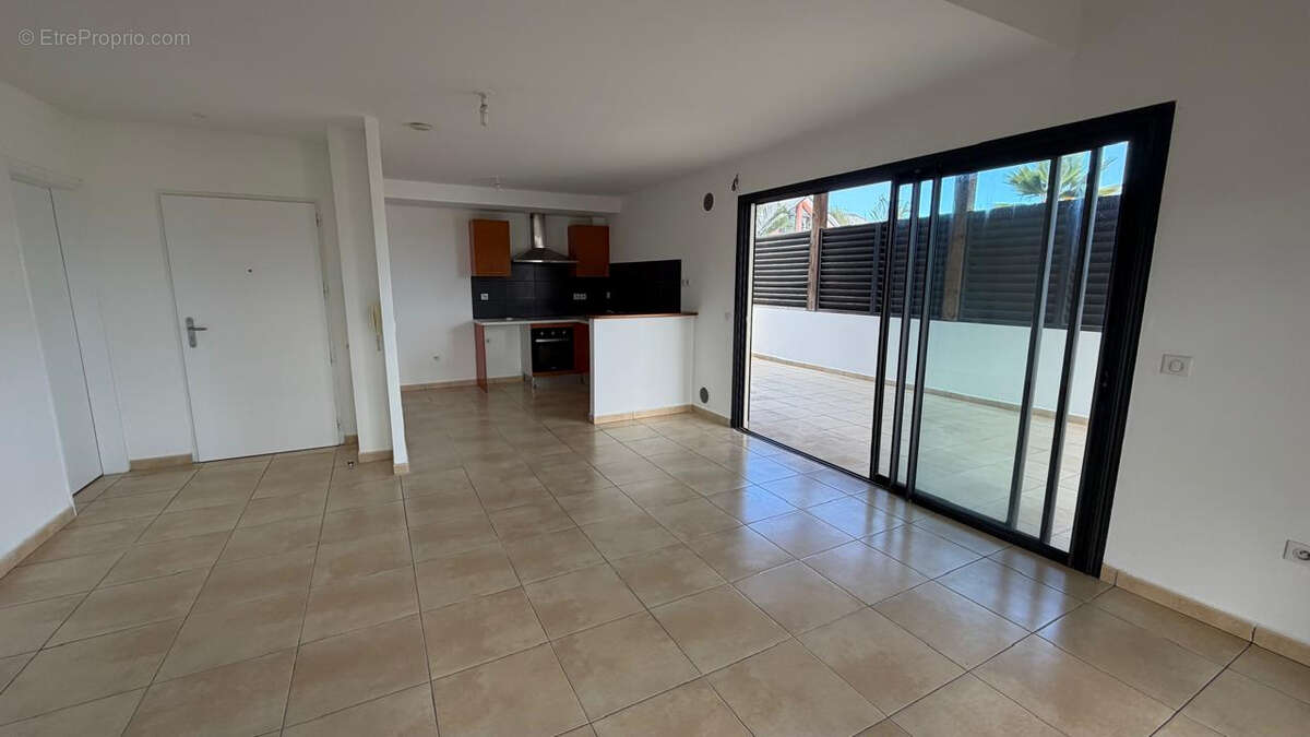 Appartement Saint Pierre 4 pièce(s) - photo 3