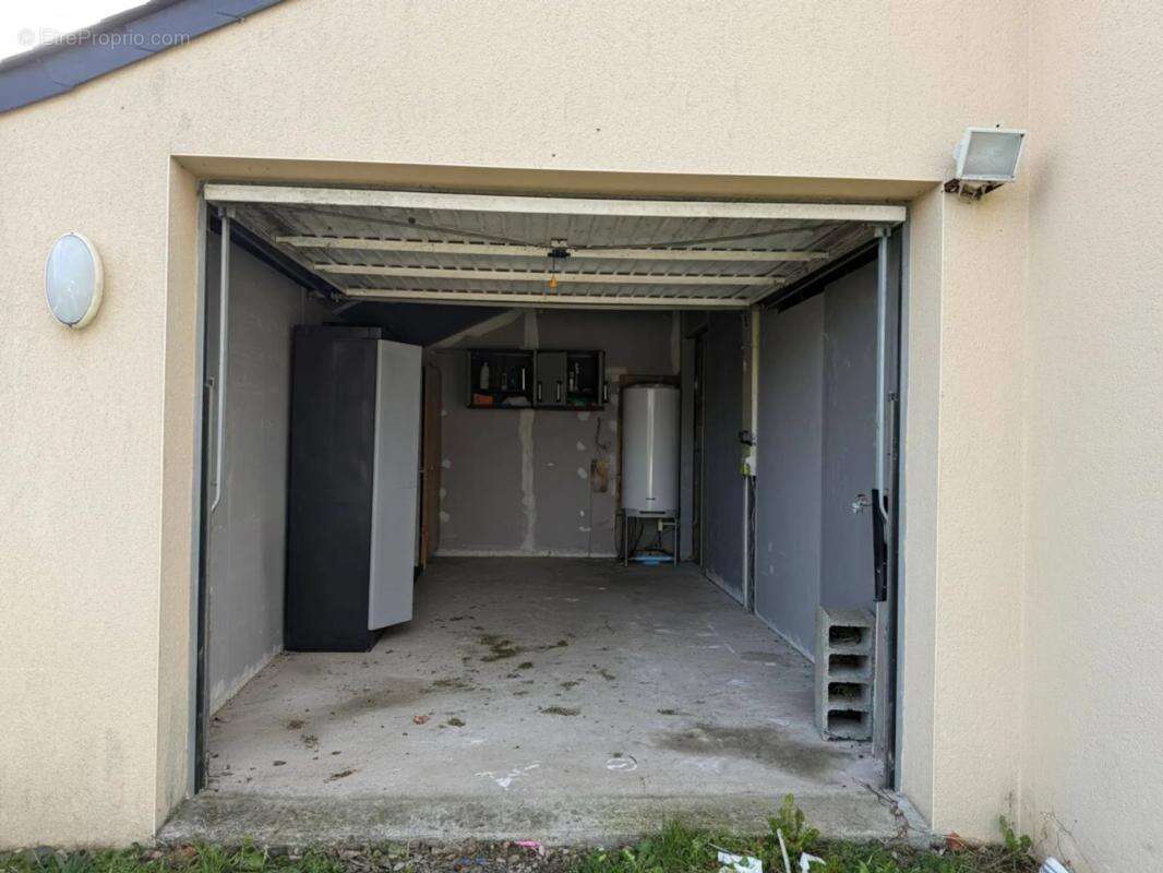 Maison à LA MEAUGON