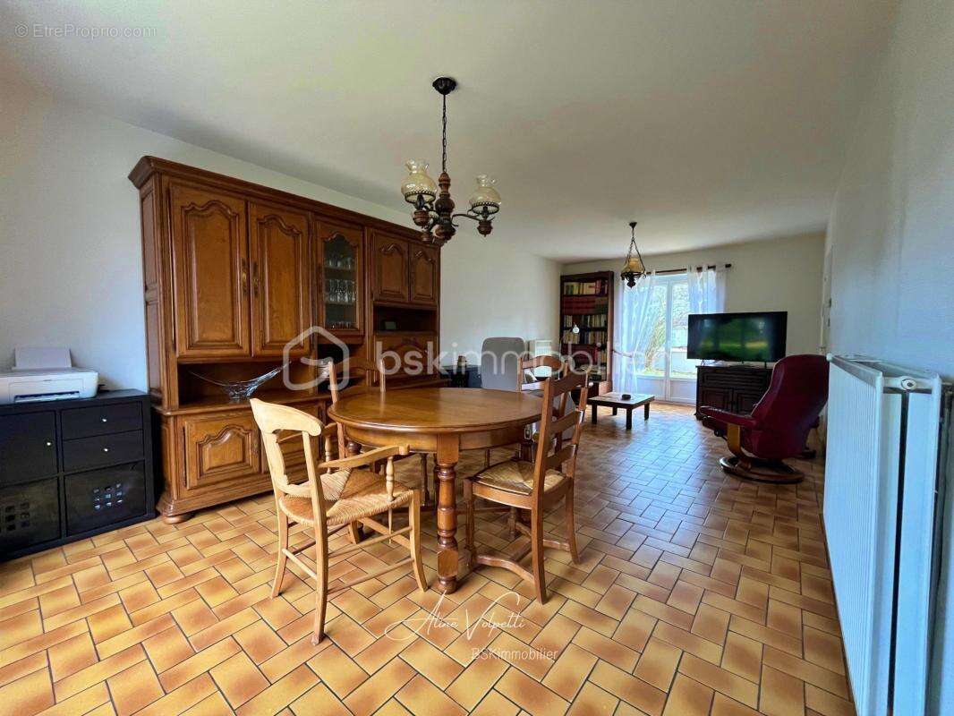 Maison à SAINT-GERMAIN-SUR-MORIN