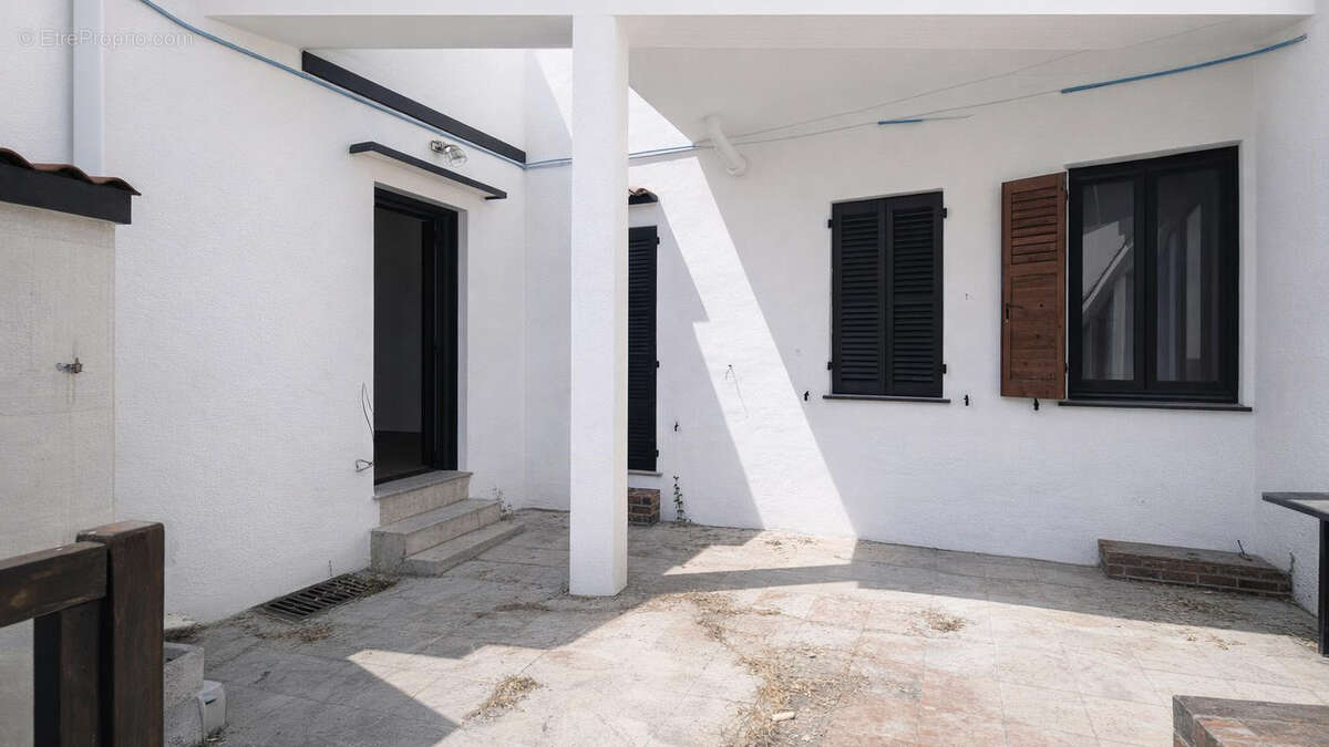 Appartement Toulon 3 pièce(s) 57 m2 - photo 6