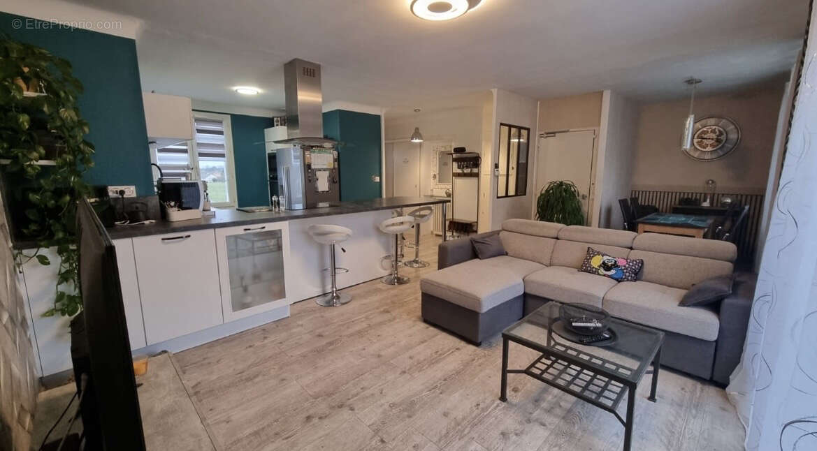 Maison à CHATELLERAULT