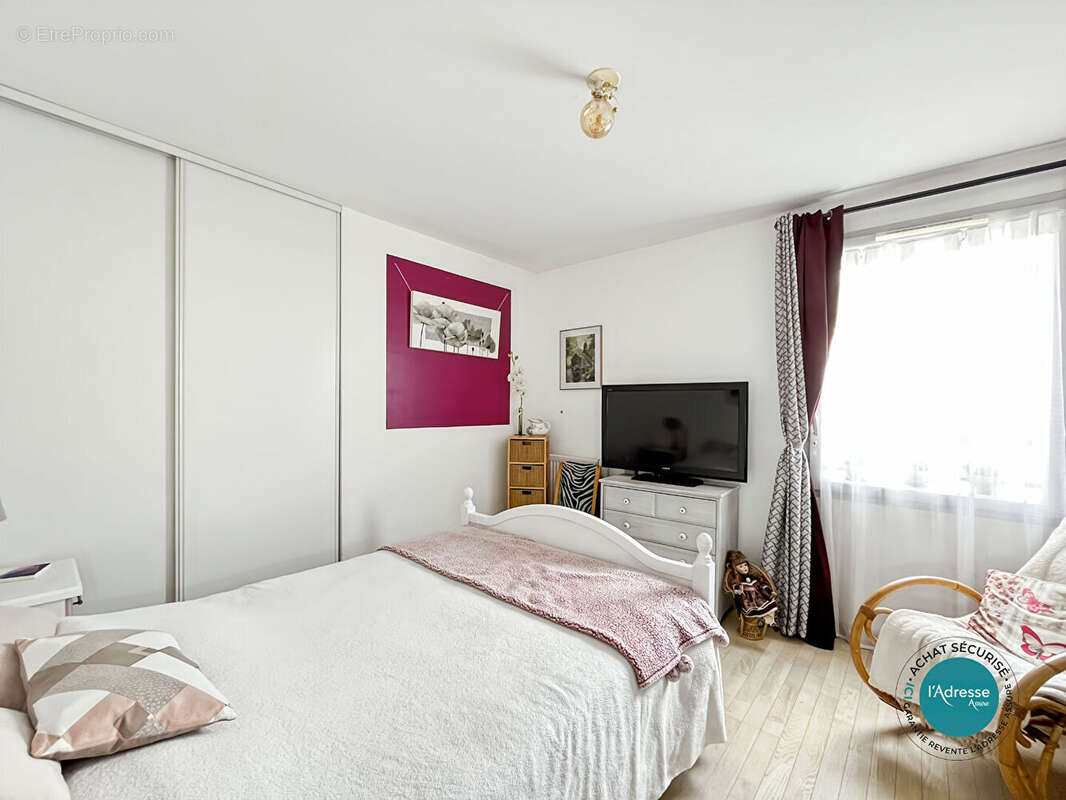 Appartement à SAINTRY-SUR-SEINE