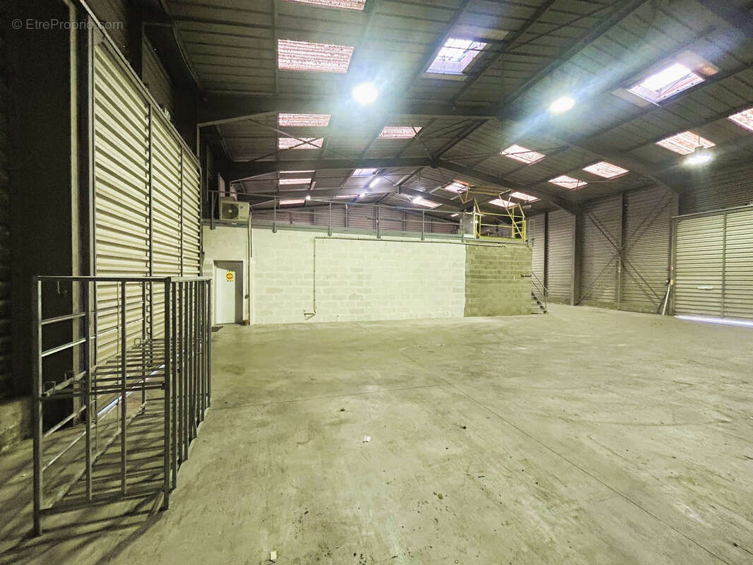 Commerce à MARQUIXANES