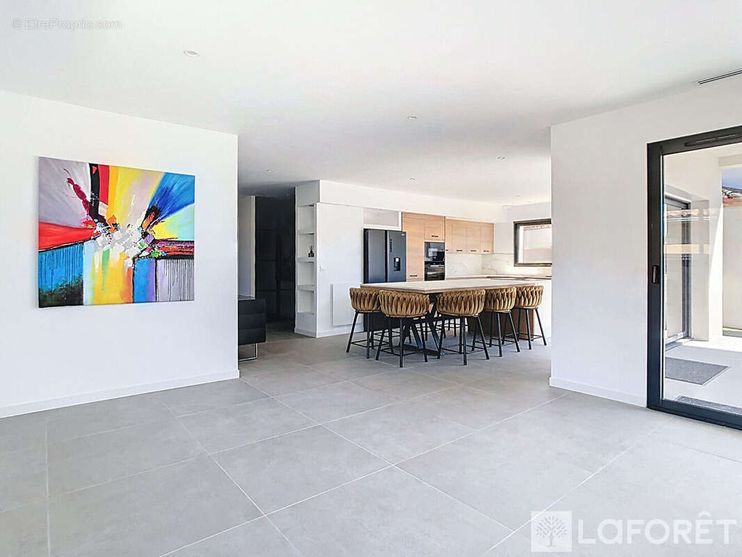 Maison à BUZET-SUR-TARN