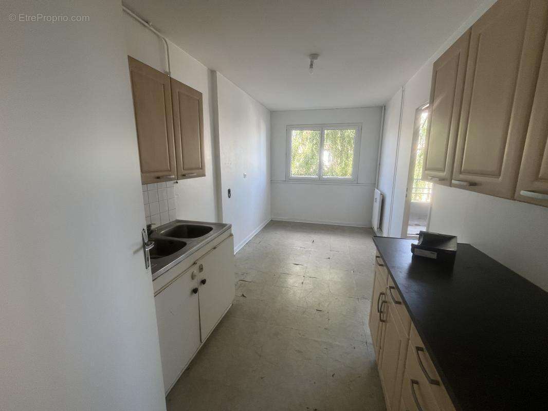 Appartement à HELLEMMES-LILLE